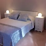 فندق مبيت وإفطار A Casa Di Lory مونْكالييري
